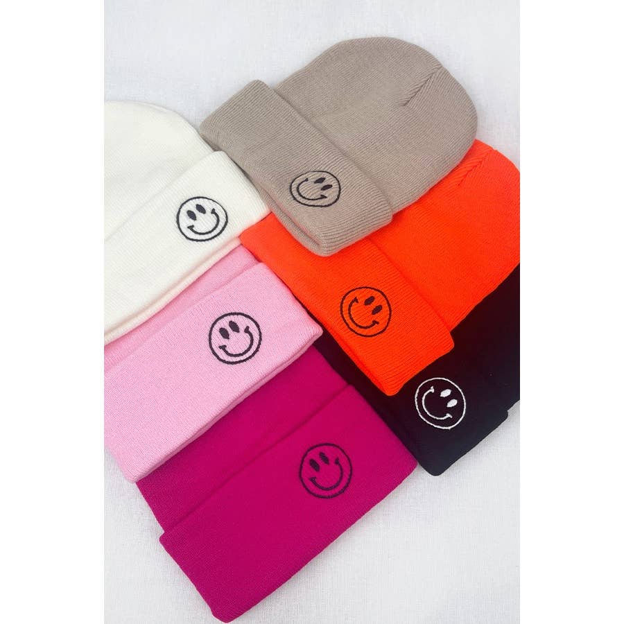 "Smiley Face Embroidered Beanies – Cozy Knit Hats in Multiple Colors for a Trendy and Fun Winter Look"
