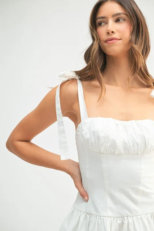 White country concert dress, White western dress, White fringe dress, White lace country dress, White boho dress, White ruffle dress, White denim dress, White mini dress for concert, White maxi dress for concert, White sundress for country concert, White dress for country concert outfit, White dress with cowboy boots, White dress for country music festival, White dress for Nashville concert, White dress for summer country concert