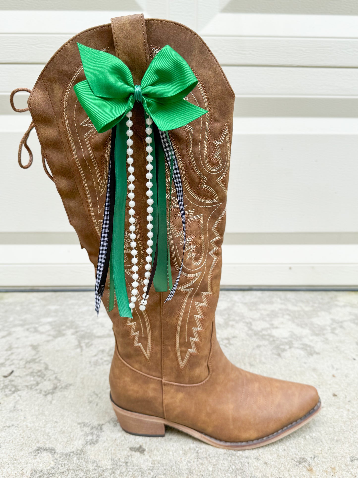 Clip-On Boot Bows – Customizable Colors & Styles