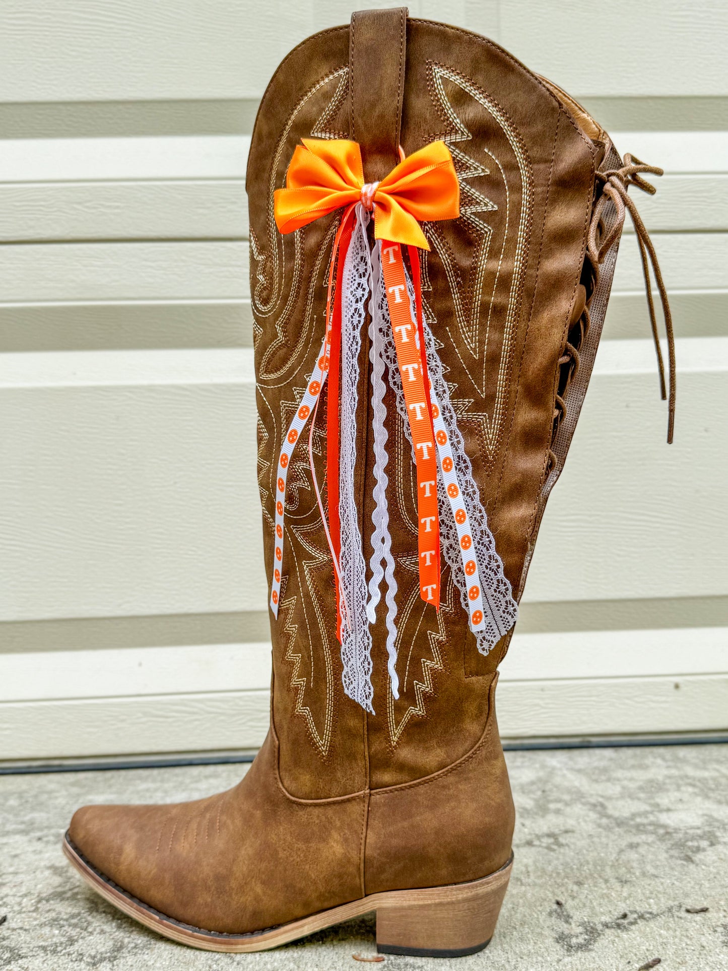 Clip-On Boot Bows – Customizable Colors & Styles